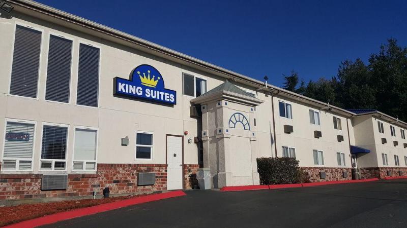 Americas Best Value Inn Lynnwood Exterior photo